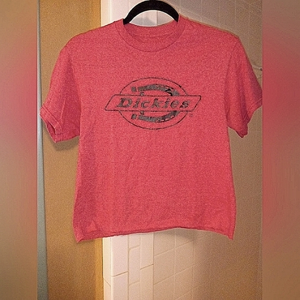 🍄3/$20🍄 sale!! 🩸Dickies cropped top🩸